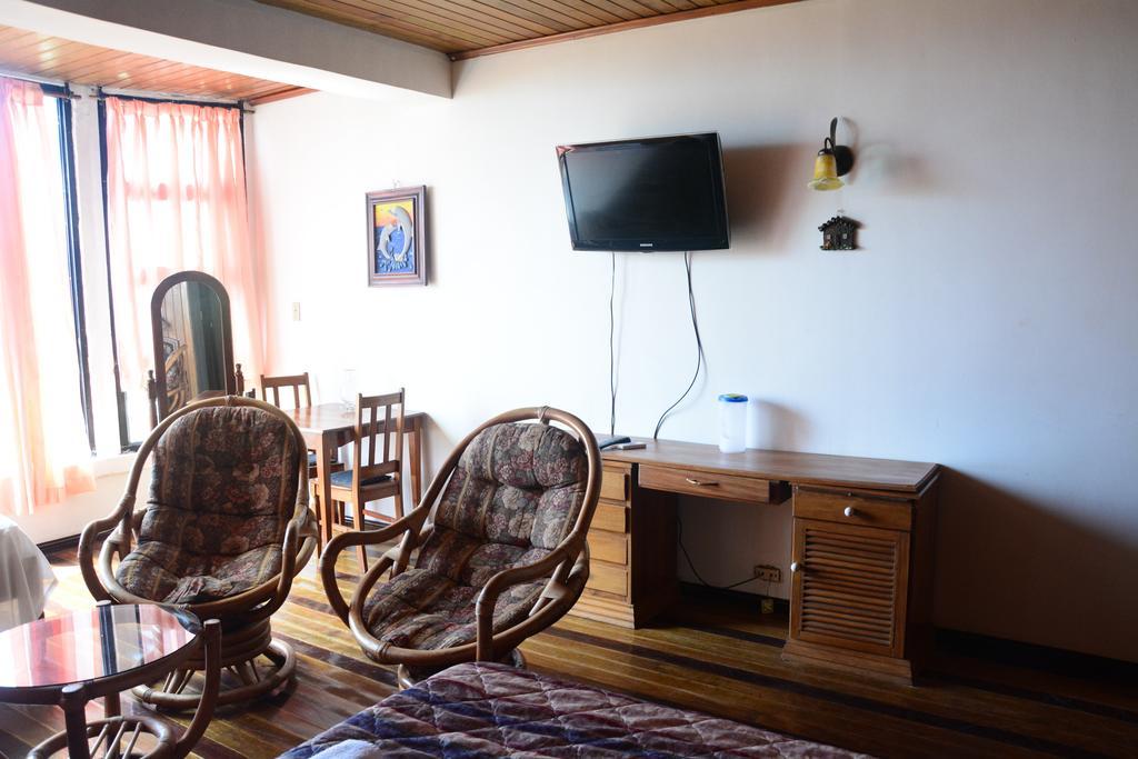Hotel Sherwood Tela Phòng bức ảnh