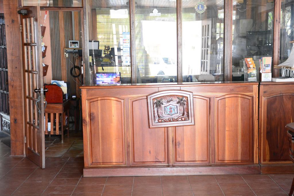 Hotel Sherwood Tela Ngoại thất bức ảnh